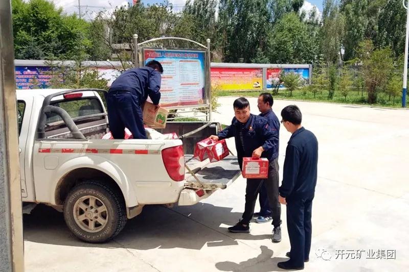 一家親│興海銅鑫慰問(wèn)部隊(duì)官兵，共話軍企團(tuán)結(jié)魚(yú)水情