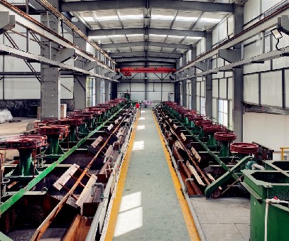 三班接力，晝夜不息｜王家河選礦廠里的堅守與傳承